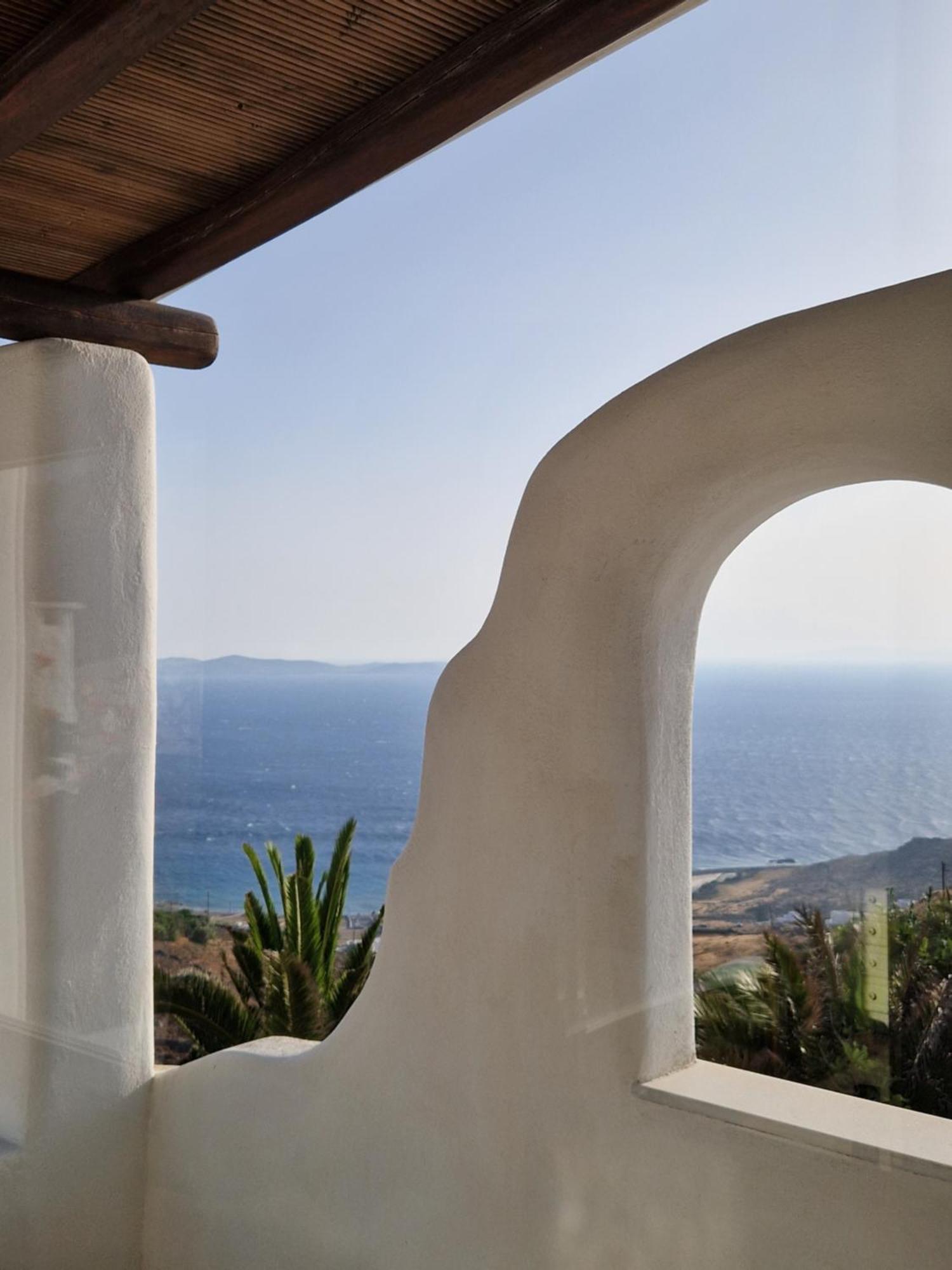 Sea View *