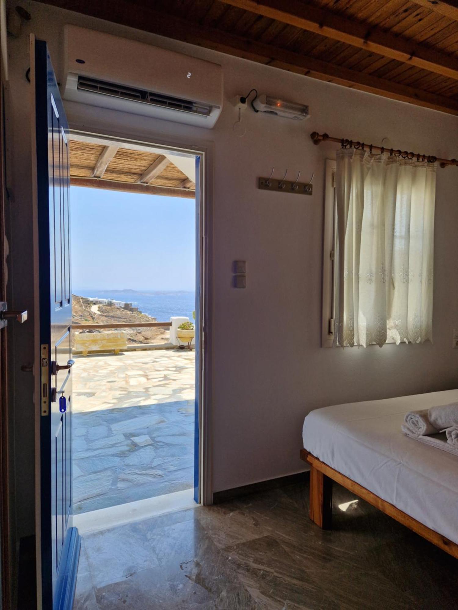 Sea View *